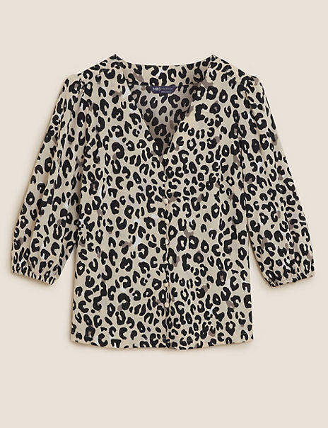 Product Add fun flair to your wardrobe with this animal print blouse. Comfy regular fit, with a flattering v-neckline. Voluminous sleeves for statement style and added stretch for ease of movement. M&S Collection: easy-to-wear wardrobe staples that combine classic and contemporary styles.
