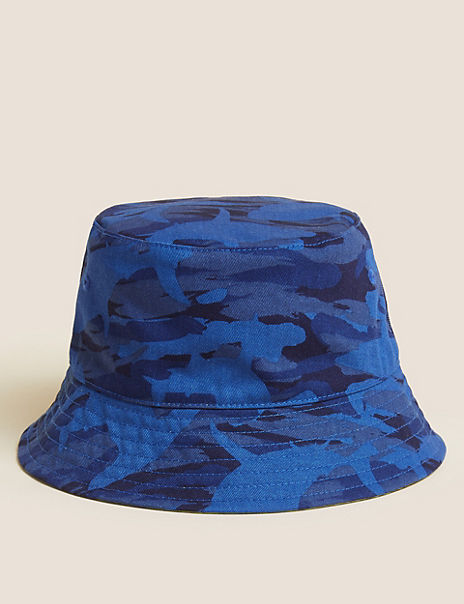 Product Subtle sharks feature in the camo print on this pure cotton sun hat. Riptape chin strap on ages up to 18-36 months can be adjusted for the perfect fit. Comfy pure cotton lining. Sun Smart UPF50+ finish offers extra protection from harmful UV rays. We only ever use responsibly sourced cotton for our clothes.