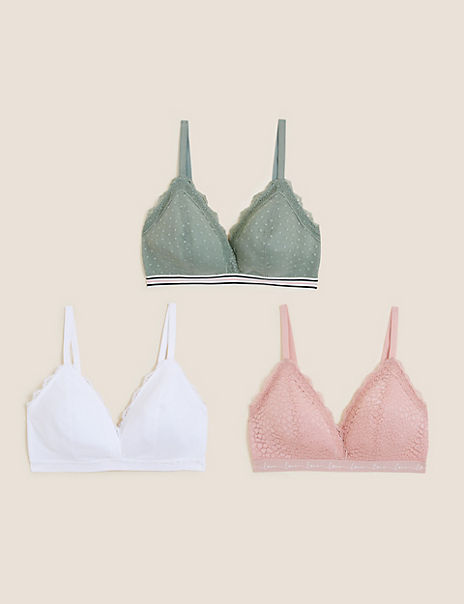 Product Add an ultra-feminine edge to your lingerie collection with this pack of bralettes. Easy pull-on style in a non-wired design to ensure optimal comfort. Non-padded for a lightweight feel. Set includes an animal print, a spot print and plain mesh – each decorated with delicate lace trims.