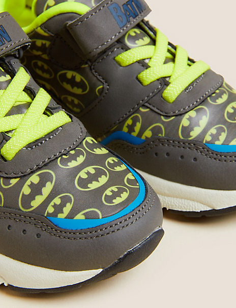 Product Young DC fans will adore these chunky Batman™ trainers. Riptape fastening for easy on and off, with decorative laces and an all-over logo print. Our Freshfeet™ technology helps combats odour-causing bacteria so little feet will stay cool and fresh all day.
